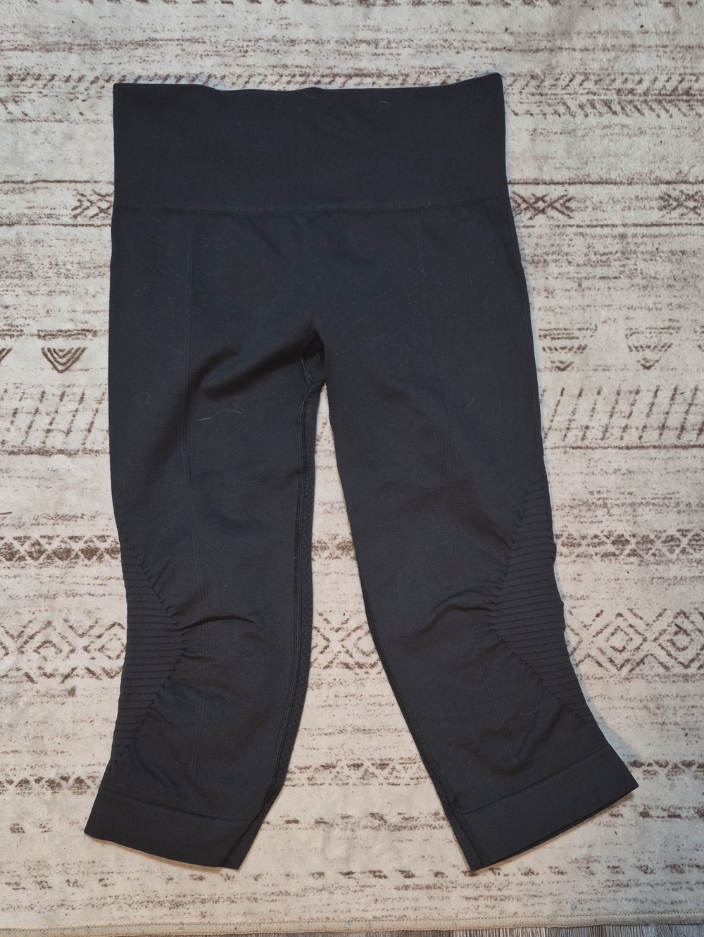 lululemon athletica Black Capri Leggings with Ribbed Knee Detail